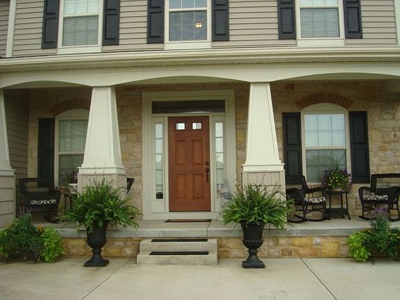 2nd image of 10050 Corona Ln
