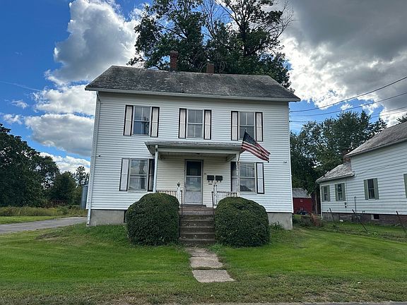 3rd image of 31 Fair St
