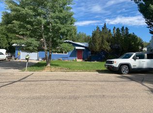 1275 Crest Dr, Craig, CO 81625
