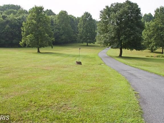 4th image of 409 Grier Nursery Farms Ct