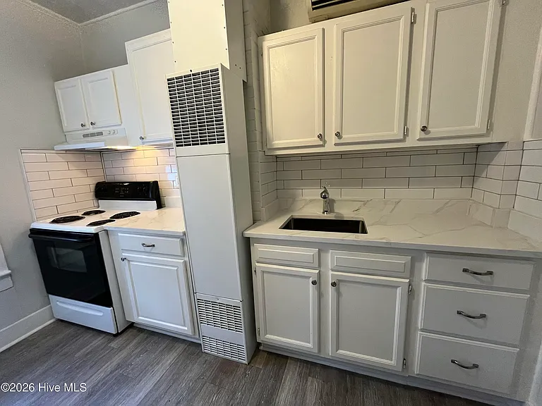 310 N Bennett St #3 — Photo 8