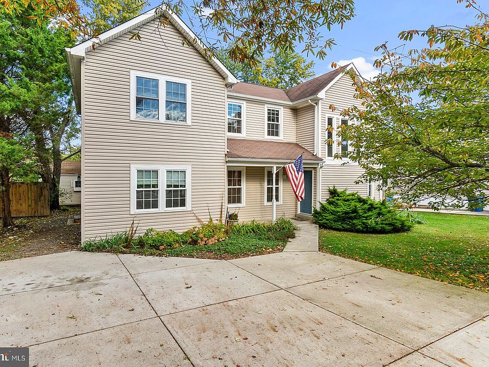 1st image of 1324 Mistyvale St