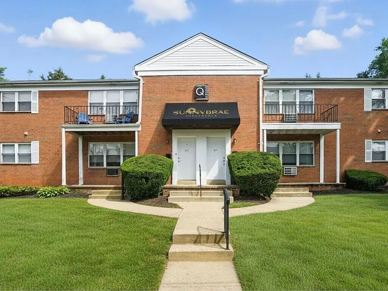 Welcome to Sunnybrae Apartments, where comfort meets convenience. Enjoy spacious living, beautiful landscaping, and a vibrant community. Find your perfect home today and embrace a lifestyle of ease. Schedule a visit now!