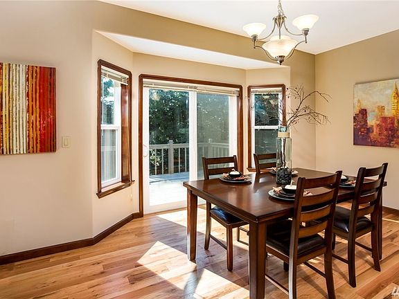 4th image of 3318 263rd St NW