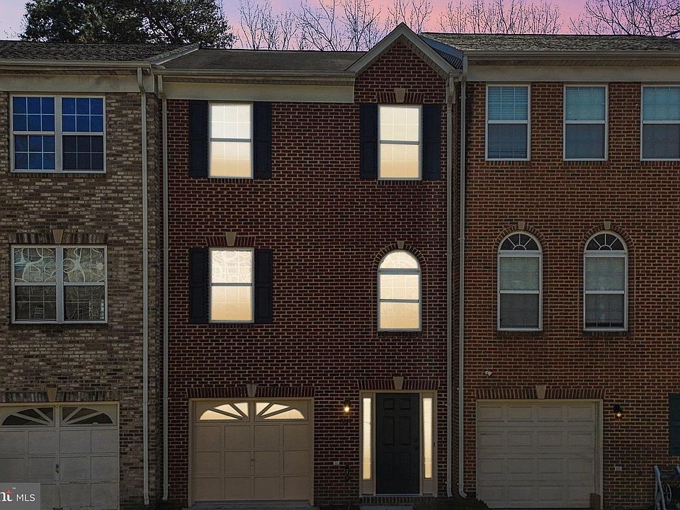 1st image of 8033 Bloomsbury Pl
