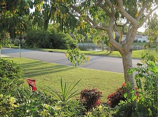 927 79th St NW, Bradenton, FL 34209