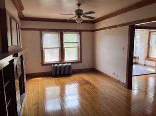 1635 W Fargo Ave APT 3, Chicago, IL 60626
