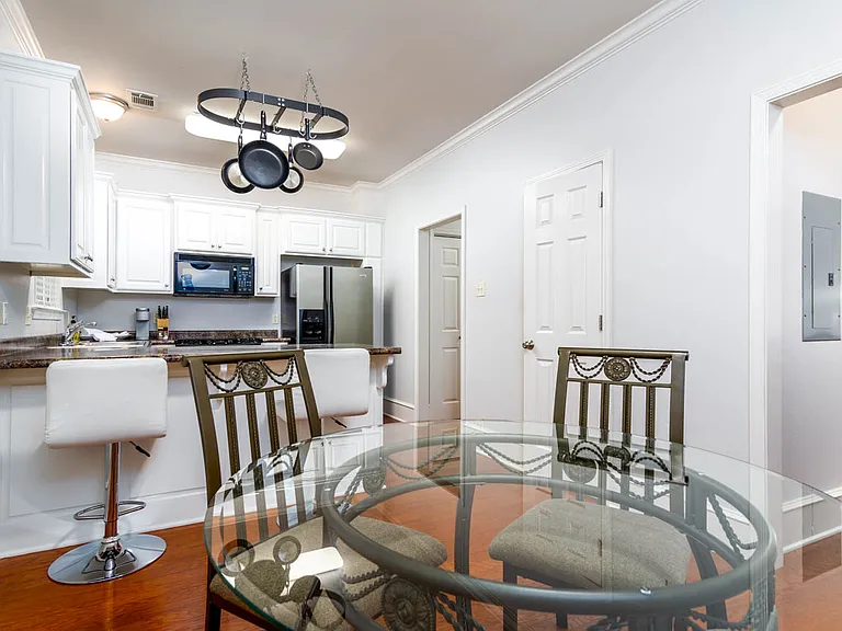 1824 N Hughes St — Photo 8