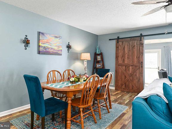 5th image of 38188 Beachwood Ct Unit 47