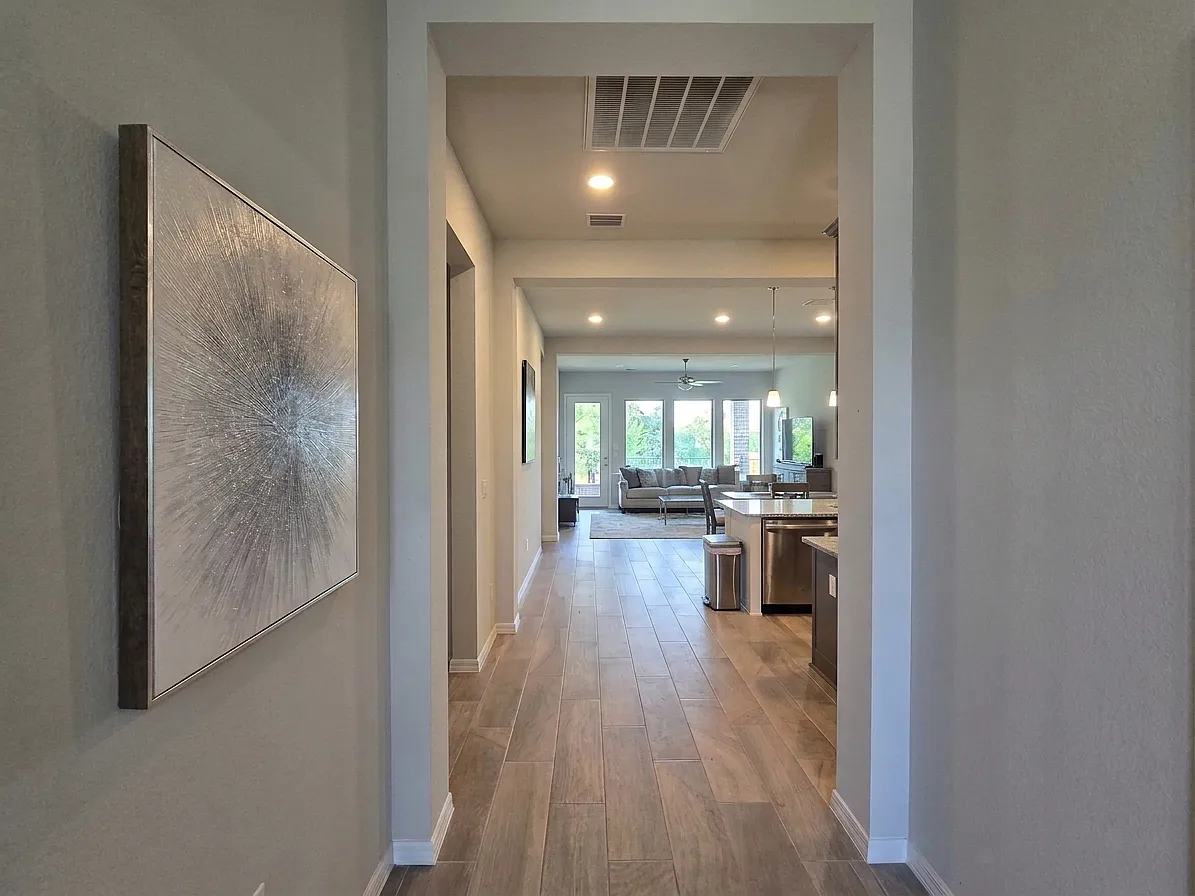 4 bed, 2200 sqft, $2,850 — Photo 1