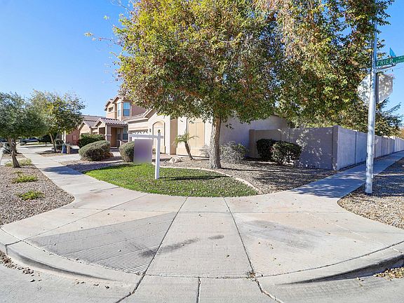 3rd image of 8852 W Frier Dr