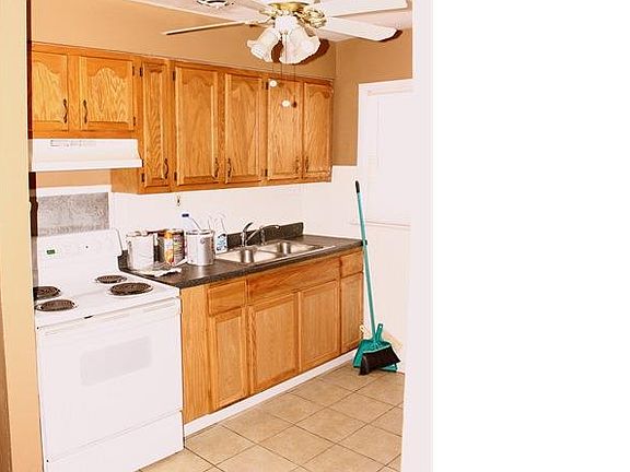3rd image of 535 Coppinger Dr