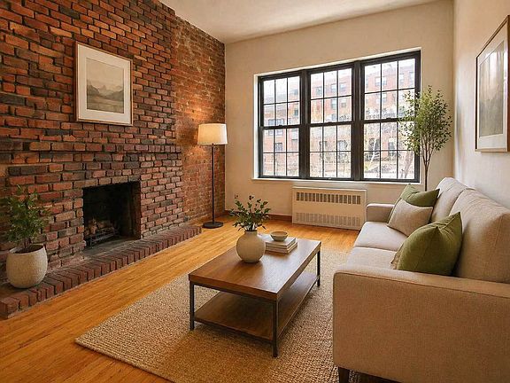 3rd image of 160 W 76th St APT 4A