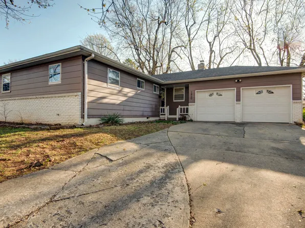 2450 S Ferguson Avenue, Springfield, MO 65807