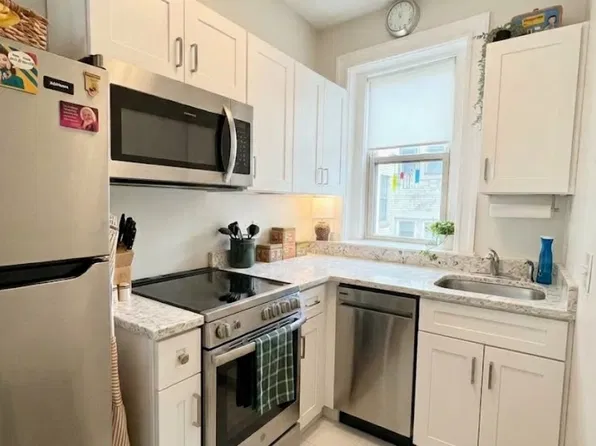 4 Ransom Rd, Brighton, MA 02135