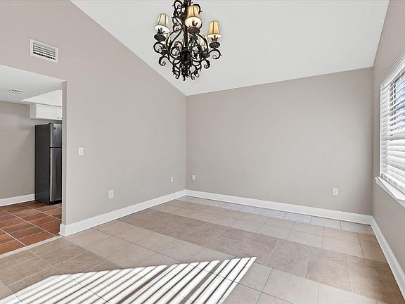 5th image of 101 Avenida De Bahia #A