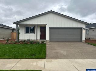 2076 Luna Way, Lebanon, OR 97355