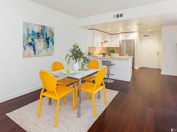 2nd image of 501 Hudson Ave #202