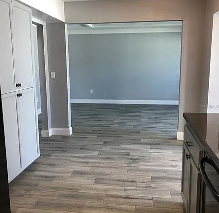3rd image of 1631 Costa St