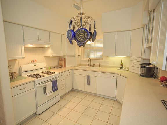4th image of 2128 N Huntzinger Ave