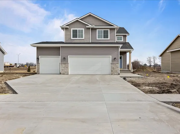 675 NW Rosemont Dr, Waukee, IA 50263