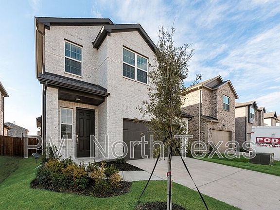 3rd image of 909 Portina Dr