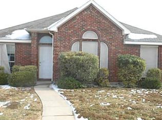 1058 Barrymore Ln, Duncanville, TX 75137