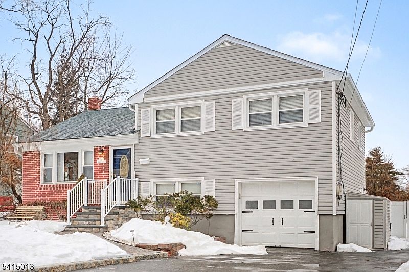 1st image of 11 Terrace Ave