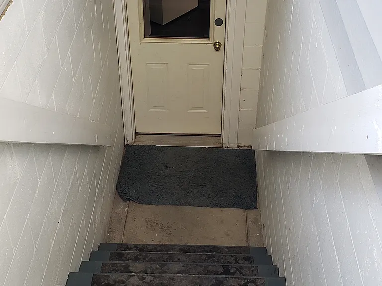 Endicott Dr — Photo 8