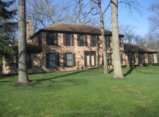 911 Bruce Ct, Libertyville, IL
