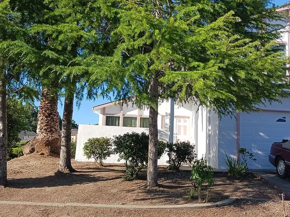 2034 Spring Lake Dr, Martinez, CA 94553