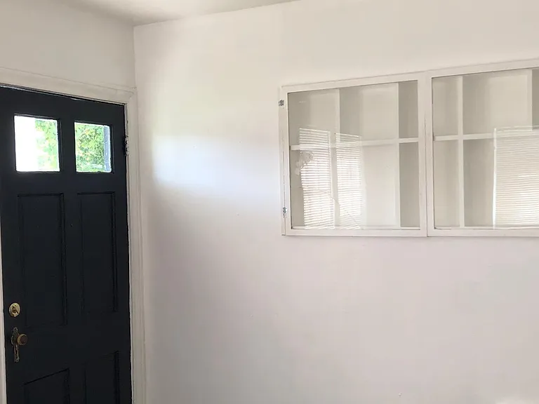 2830 Sarita St — Photo 6
