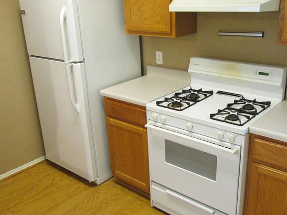 5th image of 807 Tunbridge Dr