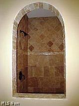 5th image of 5673 Appian Way