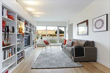 Rented by Sara Lederman, LREB