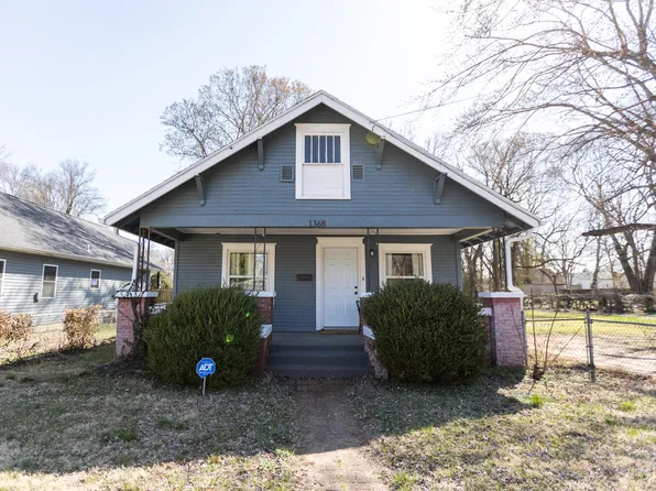 1368 E Pacific Street, Springfield, MO 65803