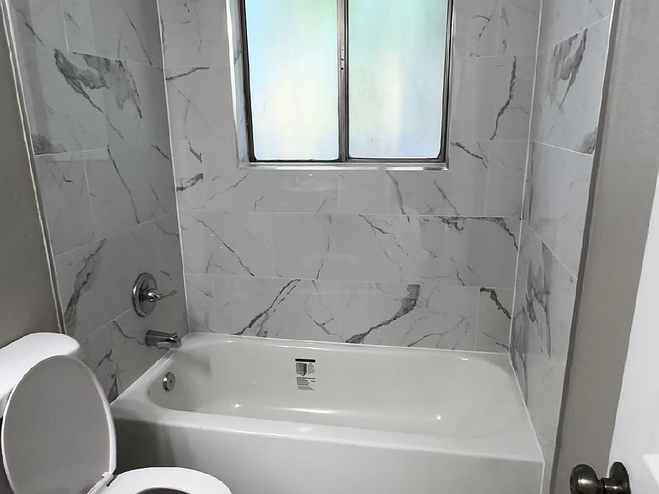 1st image of 626 W Los Felis Ave #1