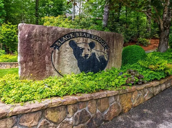 19386 Rosman Hwy, Sapphire, NC 28774