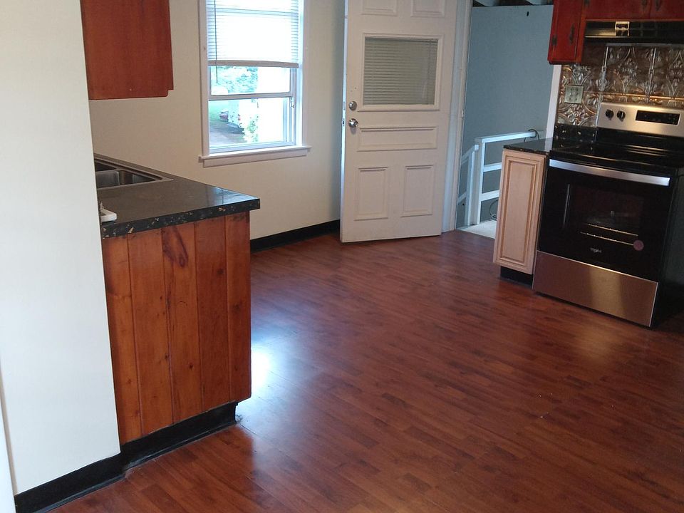 1403 Farmington Ave, Berlin, CT 06037 Zillow