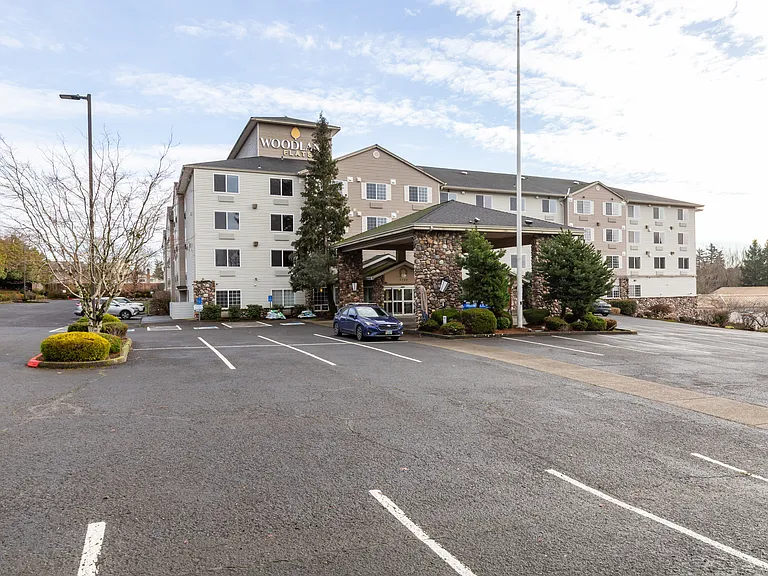 Woodland Flats Apartments — Photo 88