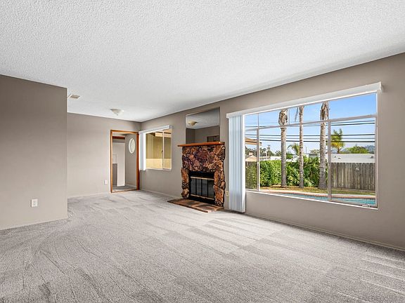 3rd image of 2529 Littleton Rd