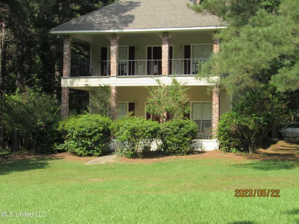 128 Stokes Rd, Flora, MS 39071