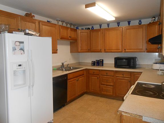 4th image of 6201 112th St E