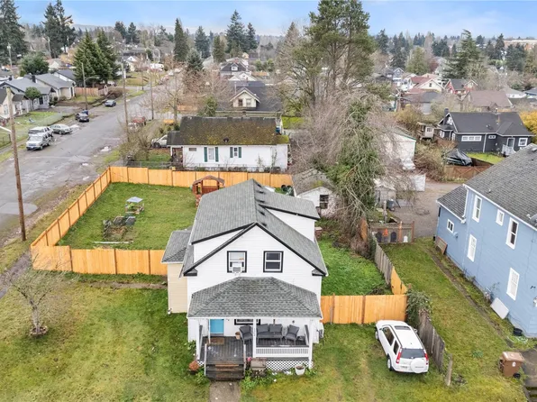 1404 41st Street S, Tacoma, WA 98418
