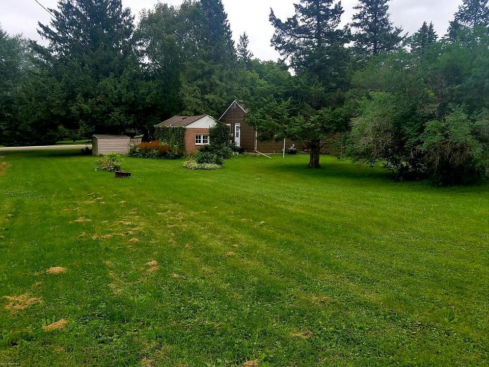 2nd image of 2504 4th Dr SW