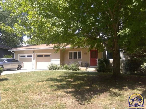 1614 SW Sieben St, Topeka, KS 66611