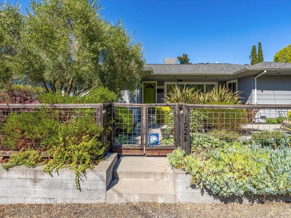 1026 Fern Drive, Napa, CA 94559