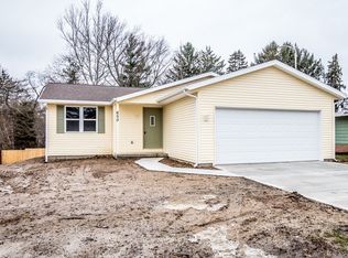 650 Esther St, Huntington, IN 46750