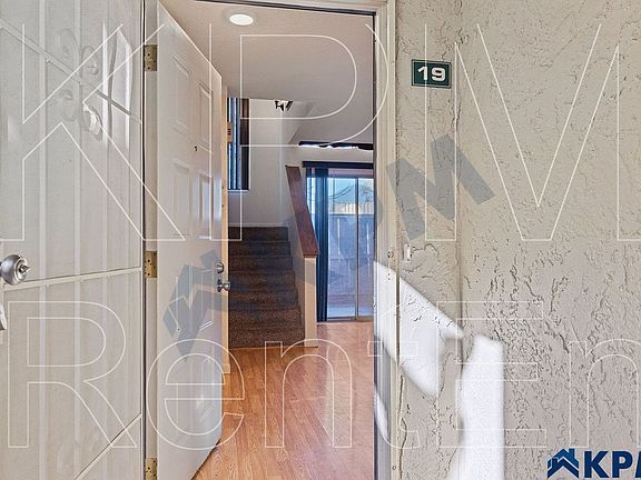 4th image of 999 Porter Ave APT 19