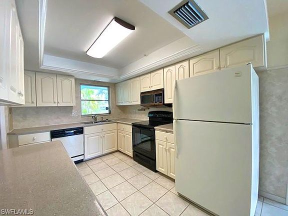 5th image of 114 SW 56th Ter